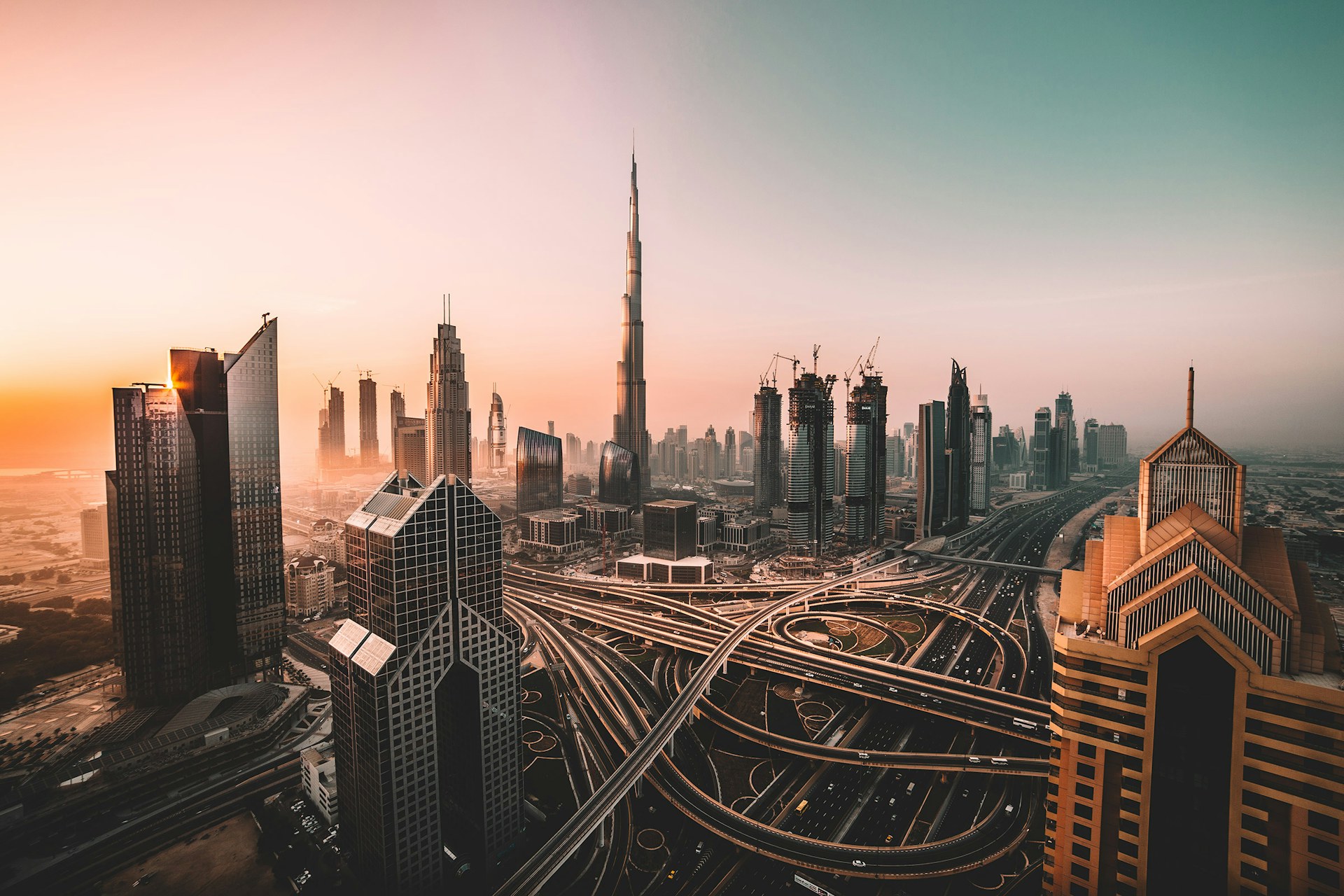 Burj Khalifa et skyline de Dubaï à l'heure bleue